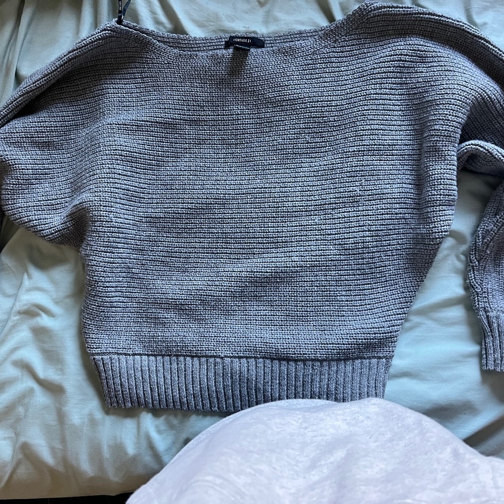 Women’s sweater